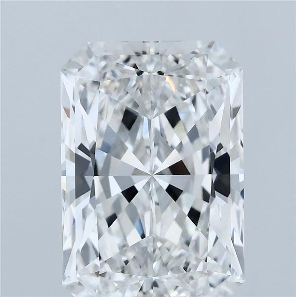 4.10 Carat Radiant Lab Grown Diamond, Excellent Polish, E Color, VVS2 Clarity
